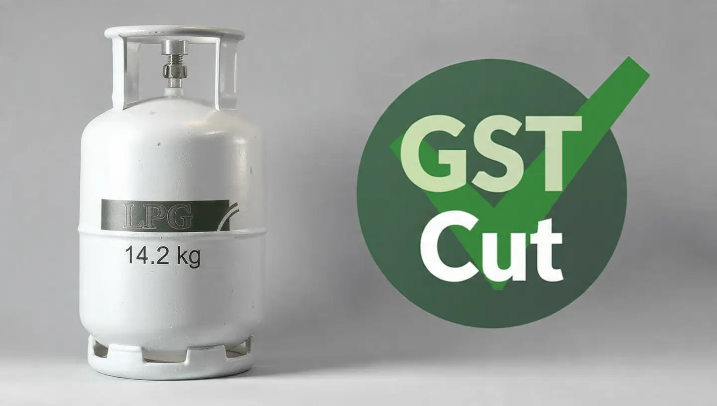 GST घटने के बाद LPG cylinder की कीमत में आई राहत का चित्रण
